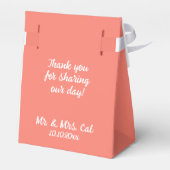 サーモンとホワイトのウェディングで愛は甘い フェイバーボックス (裏面サイド)