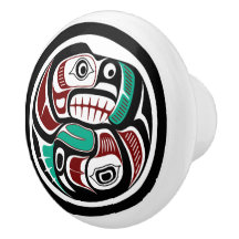 サーモンを追いかける北西太平洋沿岸のカワウソ