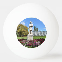 サー・ウィリアム・ウォレス像 卓球ボール