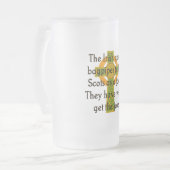 ザアイリッシュ与えバグパイプへスコット – アイルランド引用文 フロストグラスビールジョッキ (正面左)