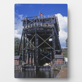 ザアンデルトンリフトチェシャーイングランド フォトプラーク