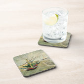 ザインツ・マリーズのビーチにボート コースター (右側)