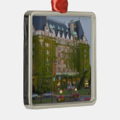 ザエンプレスホテル メタルオーナメント (右)