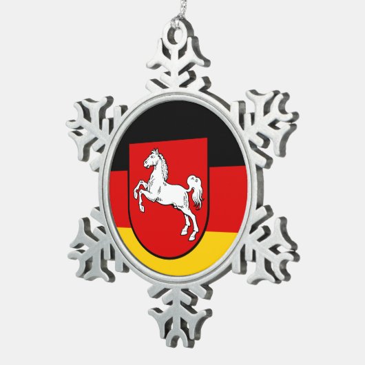 ザクセン地方のスノーフレーク・ピュータークリスマス国旗または スノーフレークピューターオーナメント (右)