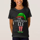 ザクッキーベーキング小妖精や小人ファミリーマッチングクリスマスギ Tシャツ (正面)