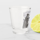 ザケパイズアットファルカークスコットランド ショットグラス (左)