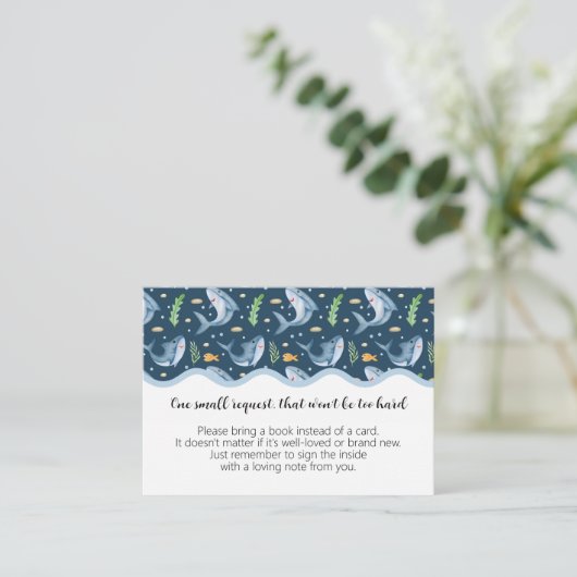 ザシーシャーク赤ちゃんシャワーブックリクエストカード エンクロージャーカード (スタンド正面)