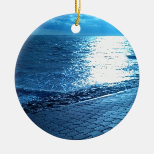 ザシーショア、セレニティブルー自然写真 セラミックオーナメント (正面)