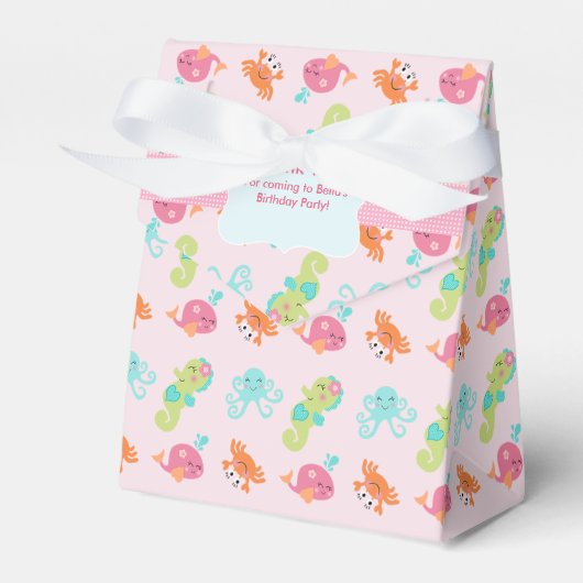 ザシーピンククジラの好意ボックスの下 フェイバーボックス (正面サイド)