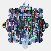 ザスキーパーティー – スキーとポール オーナメントカード (正面)