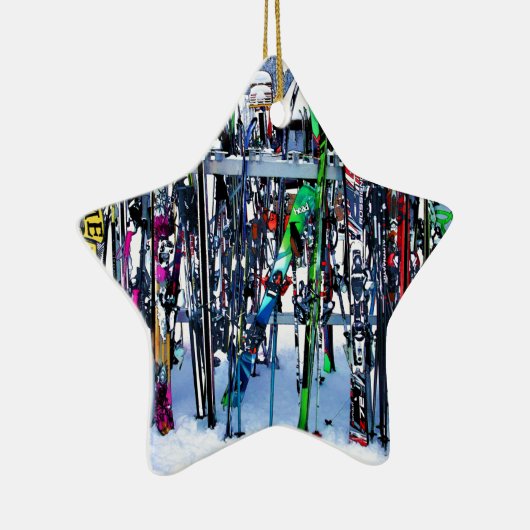 ザスキーパーティー – スキーとポール セラミックオーナメント (右)