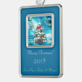 ザツリークリスマスフォークアートパーソナライズされた シルバープレートフレームオーナメント (左)