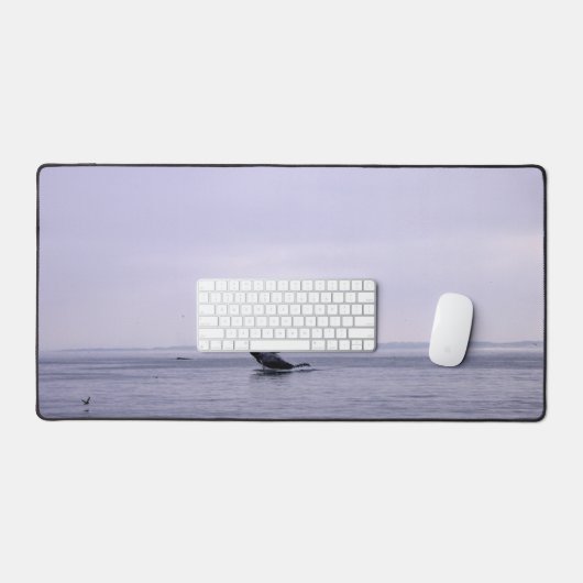 ザトウクジラの密猟を伴う卓上マット デスクマット (キーボード&マウス)