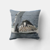 ザトウクジラ クッション (裏面)