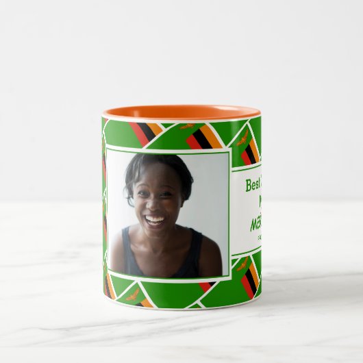 ザビ最高のアMOMパーソナライズされた ZAMBIA国旗の写真 ツートーンマグカップ (中央)
