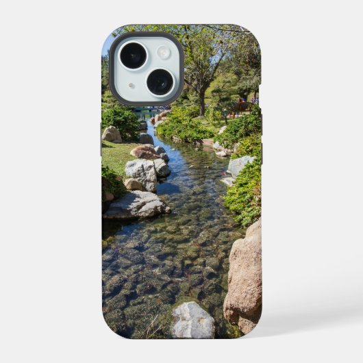 ザフレンドシップ日本のガーデン iPhone 15ケース (裏面)