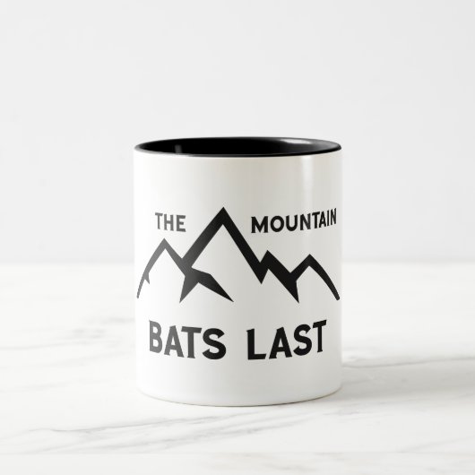 ザマウンテンこうもりラスト ツートーンマグカップ (中央)