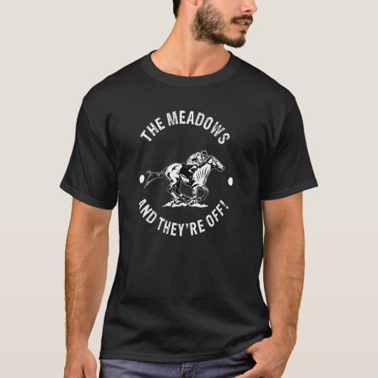 ザメドウズレーストラック競馬競馬競馬競馬競馬競馬競馬競馬場 Tシャツ (正面)