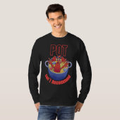 ザリガニだらけの鍋 おすすめできません ザリガニ エビ 煮沸 祭り Tシャツ (正面フル)