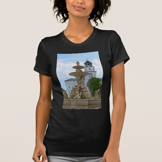 ザルツブルク大司教館噴水 Tシャツ (正面)