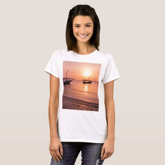 ザンジバルの夕日 Tシャツ (正面フル)
