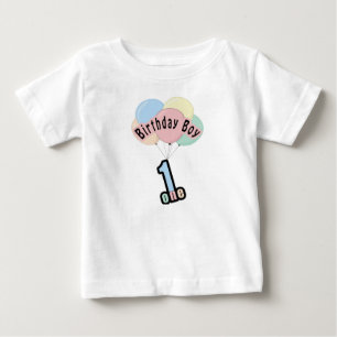 ザヴリーハングリーキャタピラーファースト誕生日ベビー ベビーTシャツ