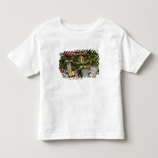 ザーンセ・スカンスのバケツと靴と花 トドラーTシャツ (正面)