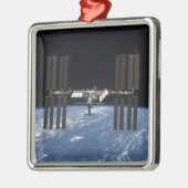 ザ国際的宇宙ステーション9 メタルオーナメント (左)