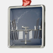 ザ国際的宇宙駅5 メタルオーナメント (左)