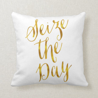 ザ・デイ引用文金フェイク箔メタルデザイン クッション