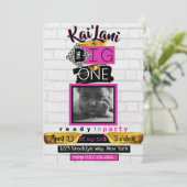 ザ・ビッグ・ワン|ヒップホップレトロ1st誕生日フォトピンク 招待状 (スタンド正面)