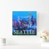 シアトルすごいスカイラインの近くで月が昇る スクエア壁時計 (ホーム)