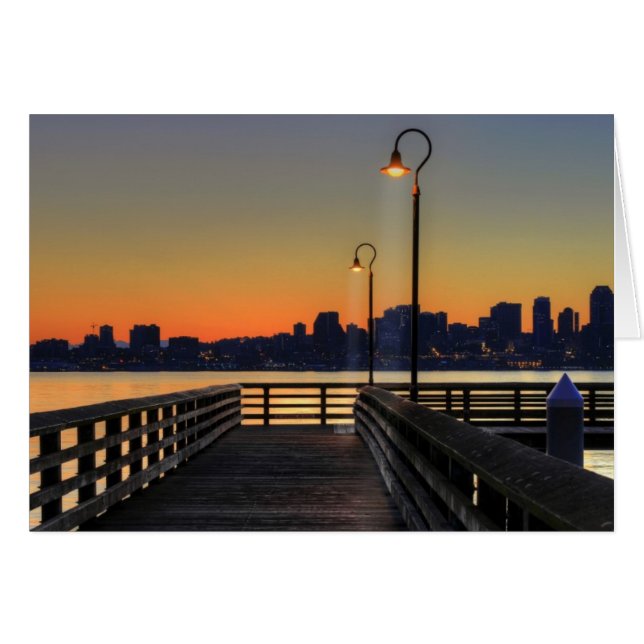 シアトルワシントン州の都心のスカイライン (正面横)