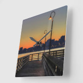 シアトルワシントン州の都心のスカイライン スクエア壁時計 (傾斜)