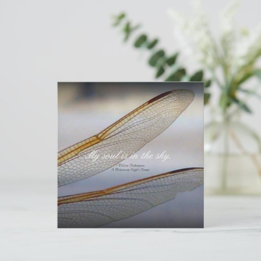 シェイクスピアとトンボ翼のマクロ引用文 カード (スタンド正面)