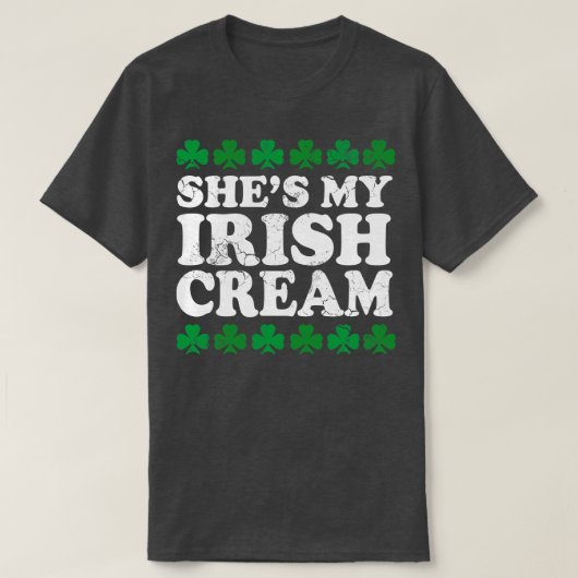 シェスマイアイリッシュクリームSt patricks dayカップル Tシャツ (デザイン正面)