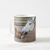 シェトランドポニーとハイランドポニーのマグカップ コーヒーマグカップ (正面左)