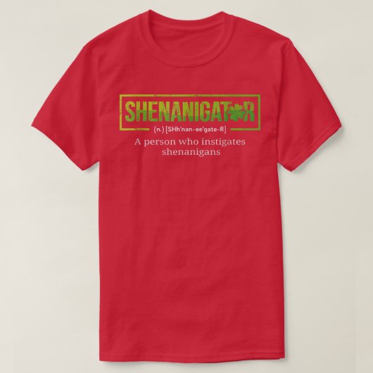 シェナおもしろいネゲーターSt patricks dayメンズ Tシャツ (デザイン正面)