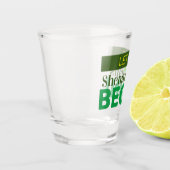 シェナニガンにショットグラスを始めさせる ショットグラス (左)