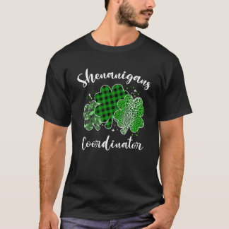 シェナニガンスおもしろいコーディネーターSt Patrick Shenaniga Tシャツ