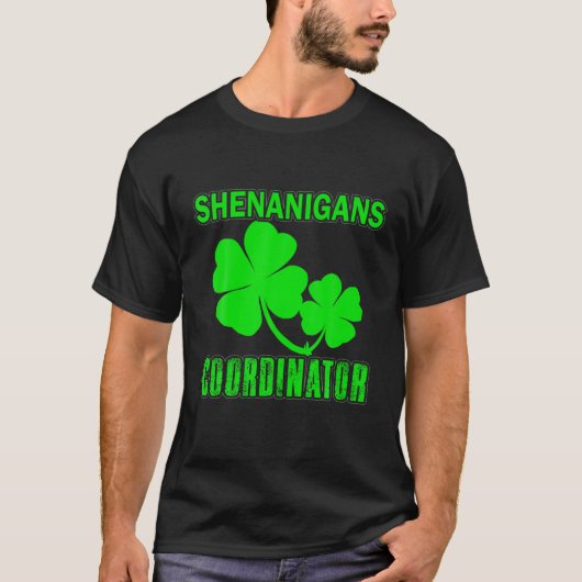 シェナニガンスのコーディネーターSt Patrick's Day Men Women Tシャツ (正面)
