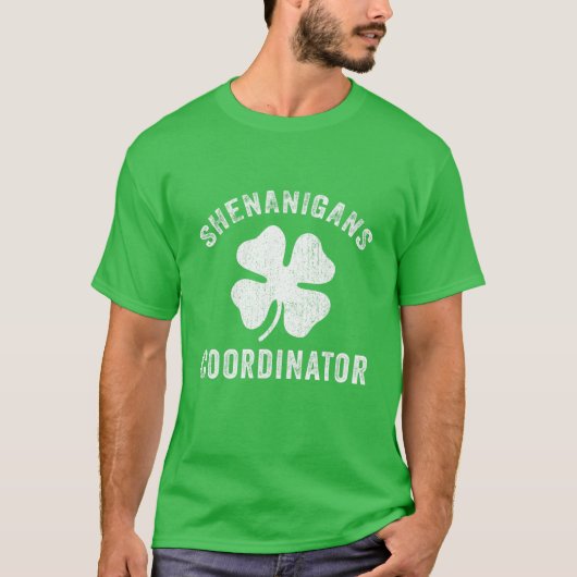 シェナニガンズコーディネーター先生St patricks daySh Tシャツ (正面)