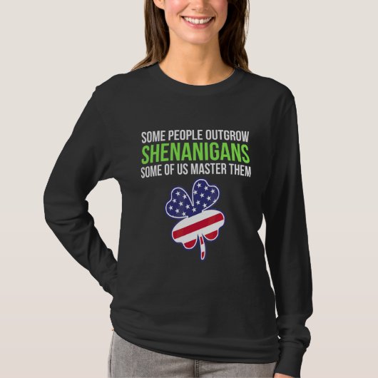 シェナニガンSt patricks dayアイルランド国旗のシャムロックS Tシャツ (正面)
