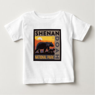 シェナンドア国立公園 ママベア&カブス ベビーTシャツ