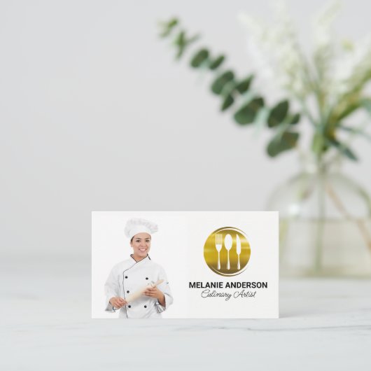シェフと転がのピン |ディナーウェアロゴ 名刺 (スタンド正面)