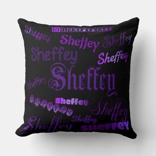 シェフェイパープルフォント クッション (正面)