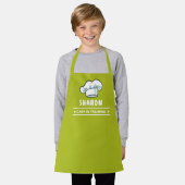 シェフハットオリーブ子供へグリーン エプロン (着用した状態)
