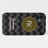 シェブロンの名前をカスタムするおよびイニシャル Case-Mate iPhoneケース (裏面(横))