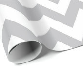 シェブロンの薄い灰色および白い包装紙 ラッピングペーパー (ロールコーナー)