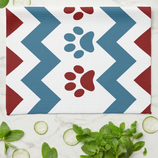 シェブロンの赤く青い子犬の足は犬の恋人のギフトを印刷します キッチンタオル (折り畳み)